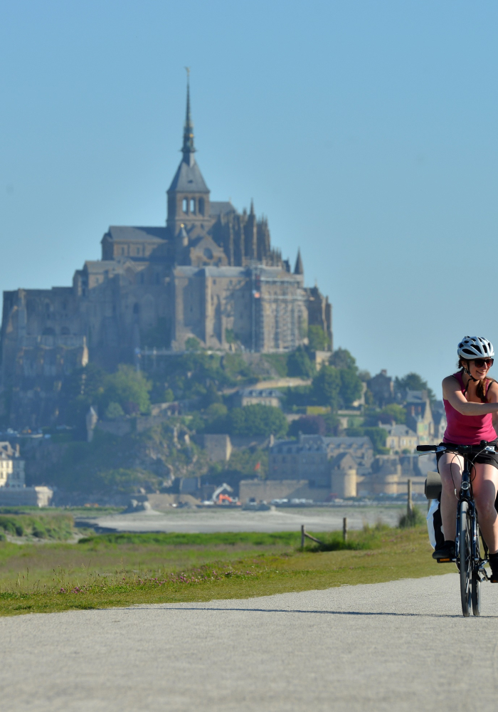 bannière 4 itinéraires Vélo en Manche